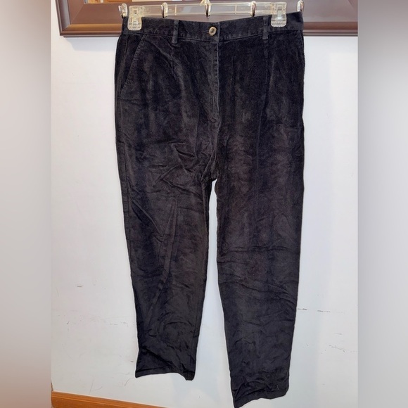 NWT LL Bean Ladies Black Corduroy Original Fit Pants Size 14 Regular - Picture 1 of 8